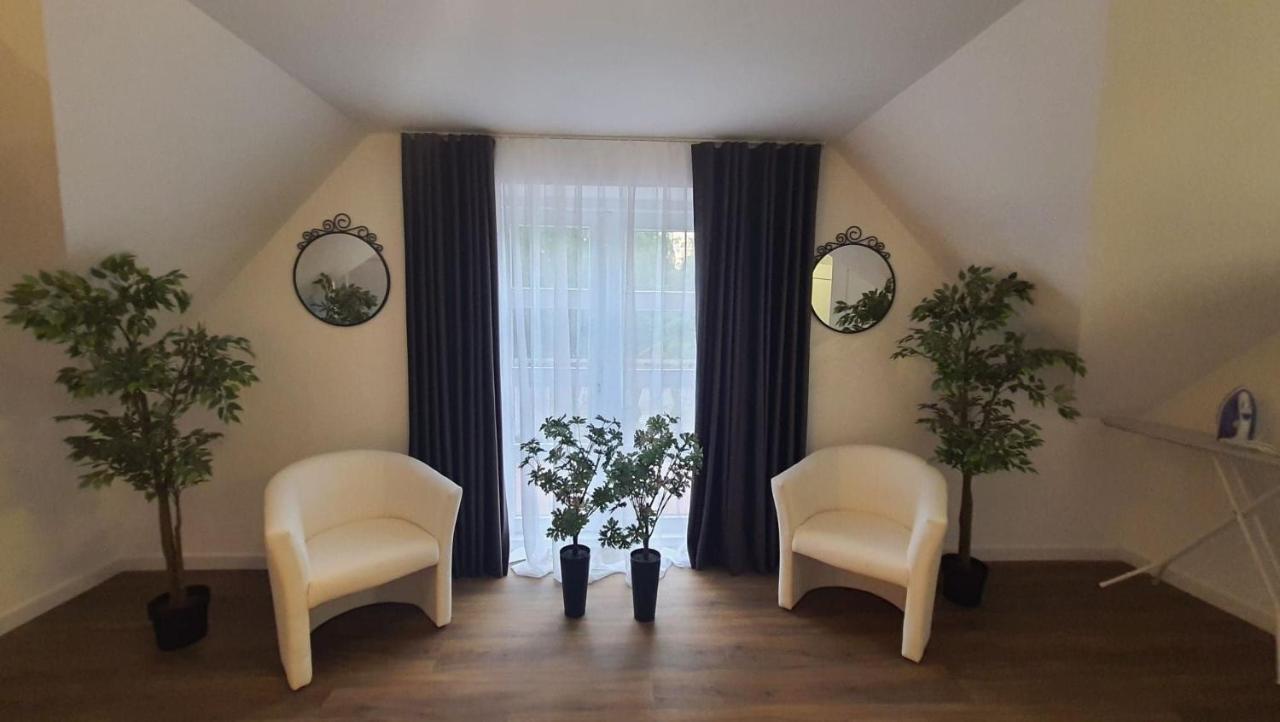 Dom Nasutow Villa Niemce Luaran gambar